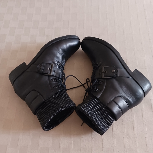 Stuart Weitzman Stitchwork Nappa Leather Quilted Combat Boots - Picture 11 of 16